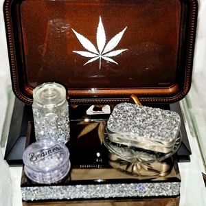 Rolling tray set